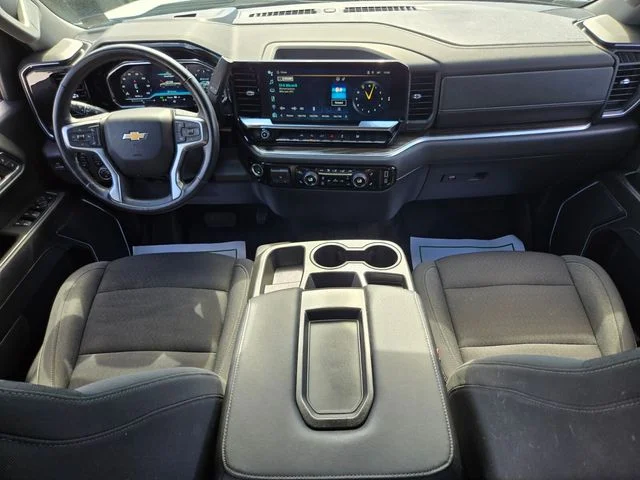 Used 2022 White Chevrolet LT image 14
