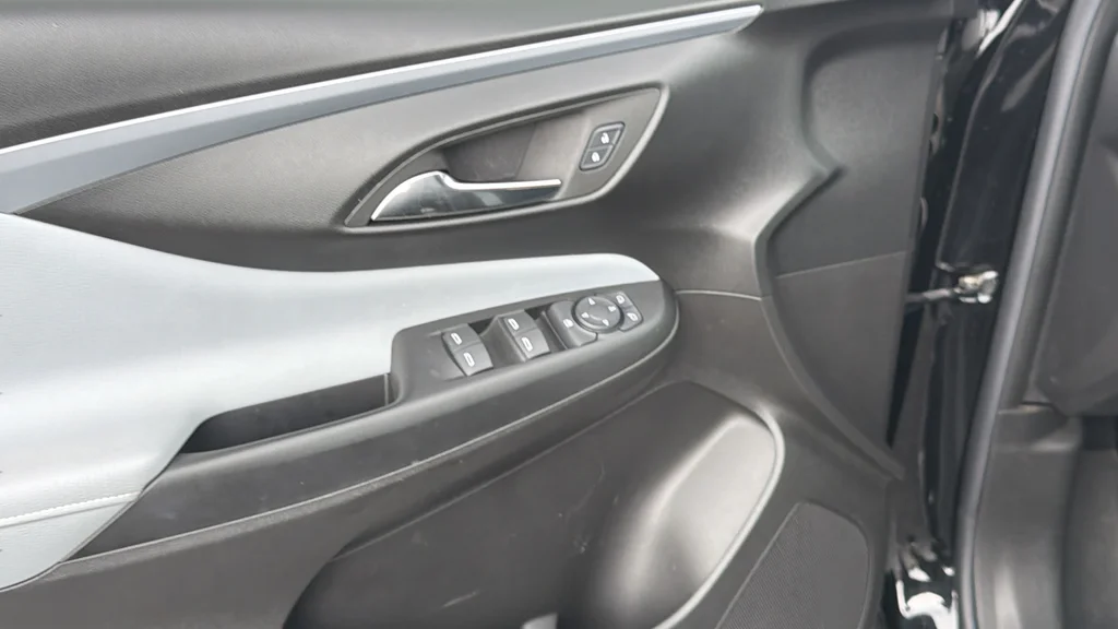 Used 2024 Black Buick Preferred image 20
