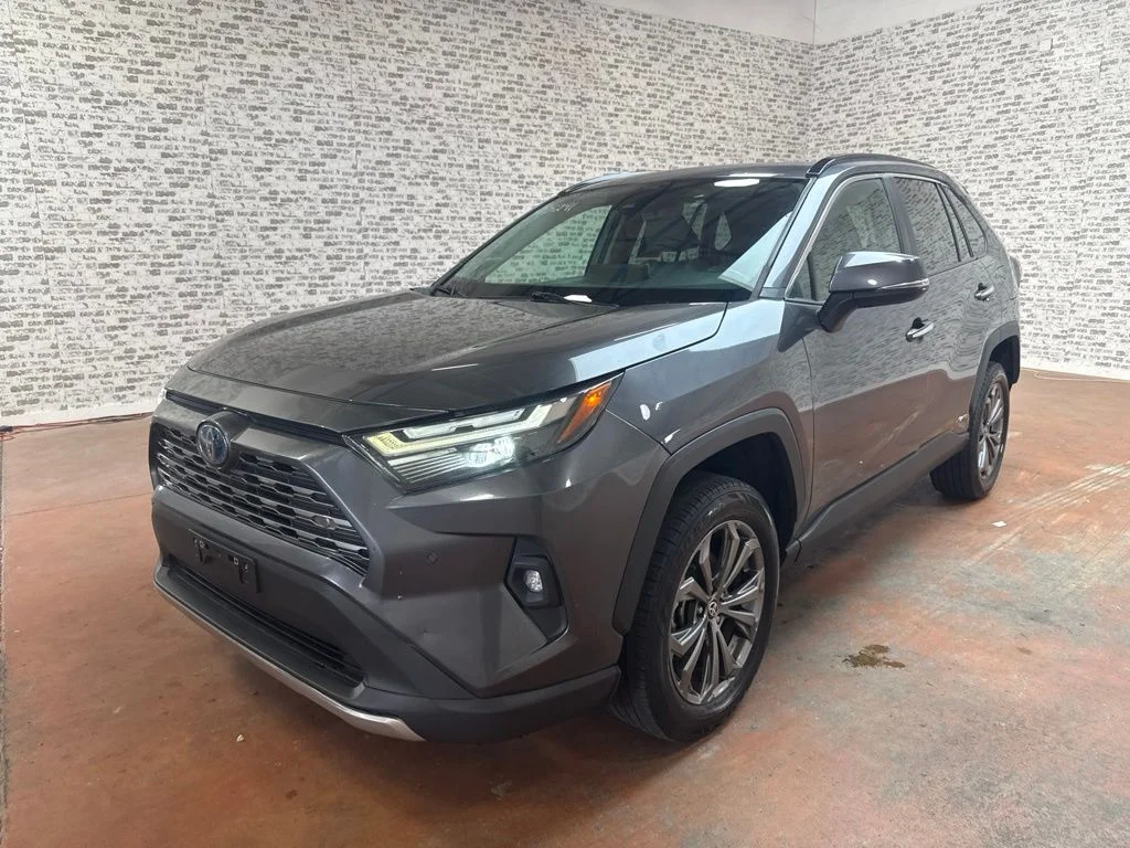 Used 2022 Gray Toyota Limited image 3