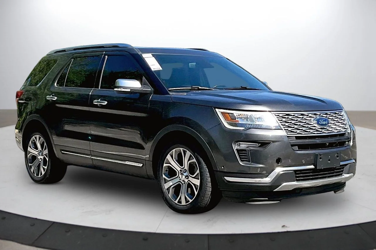 Certified Used 2018 Gray Ford Platinum image 2