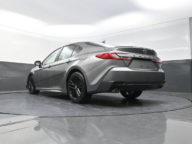 Used 2025  Toyota SE image 35