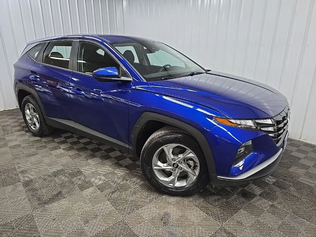 Used 2024 Intense Blue Hyundai SE image 8