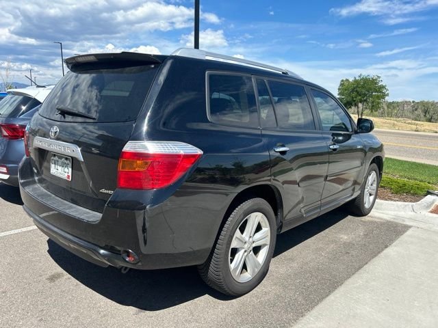 Used 2010 Black Toyota Limited image 3