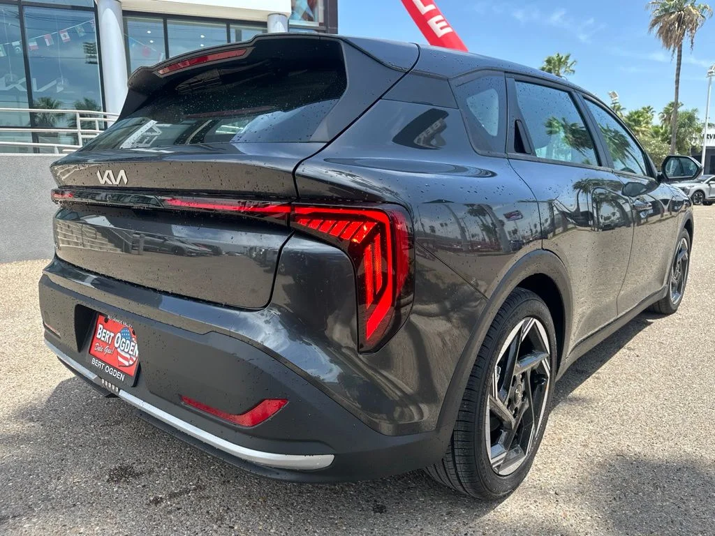 New 2026 Gray Kia EX image 5