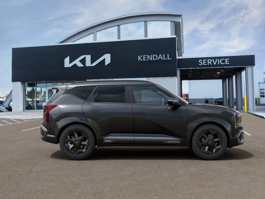 New 2027 Interstellar Gray Kia X-Line S image 7