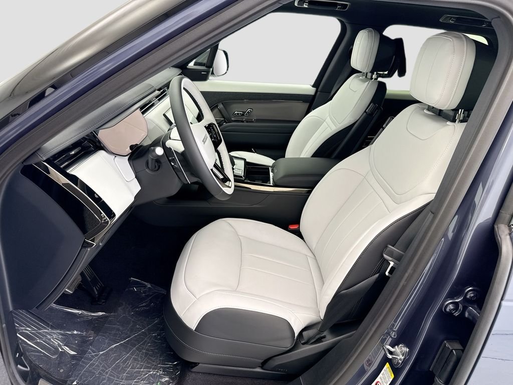 New 2026 Varesine Blue Land Rover Dynamic SE image 18