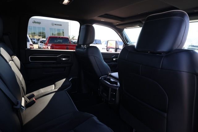 New 2026 Diamond Black Crystal Pearl-Coat Exterior Paint RAM Laramie Night Edition image 15