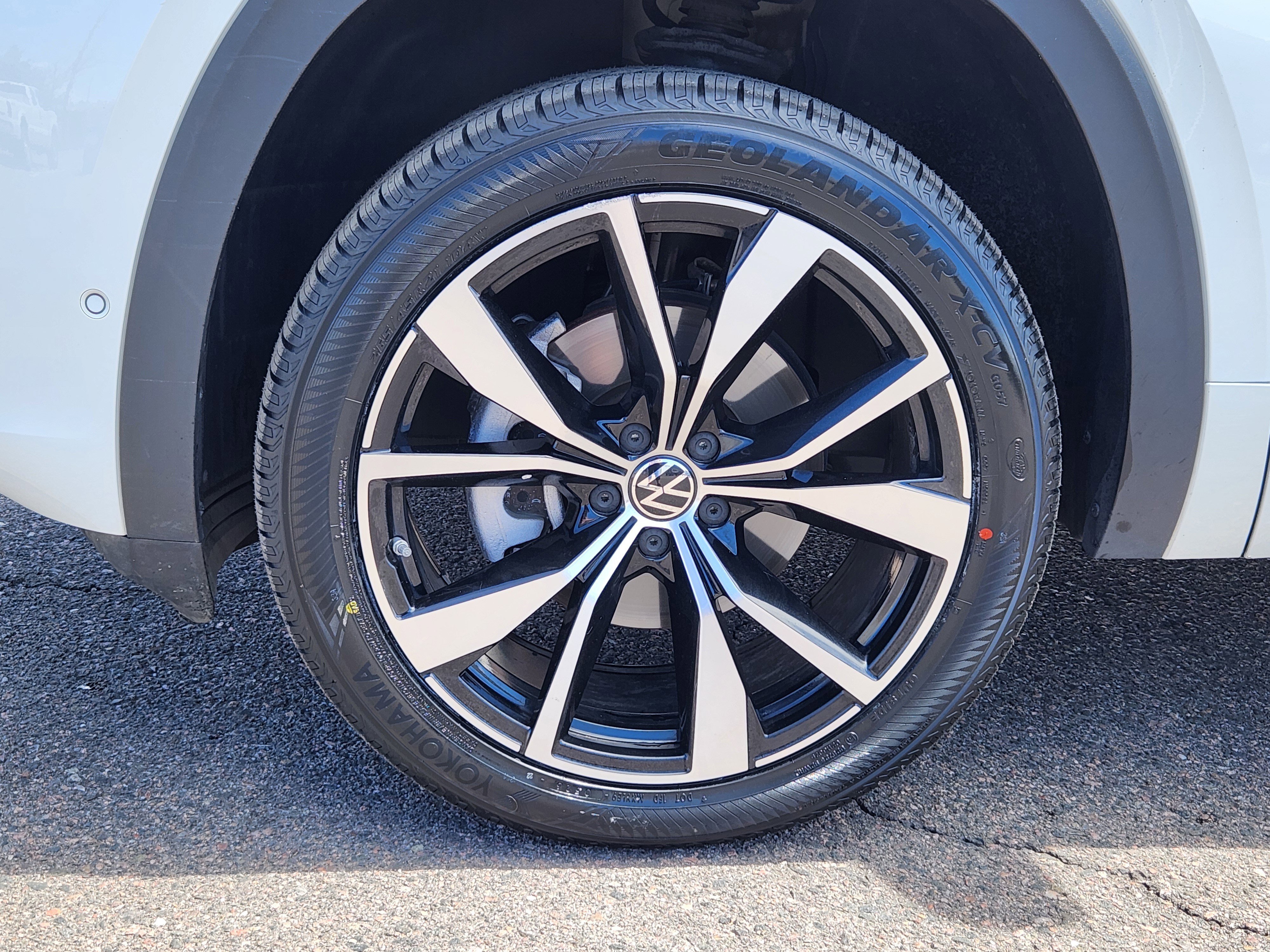 2024 Volkswagen Atlas SEL Premium R-Line - Photo 9