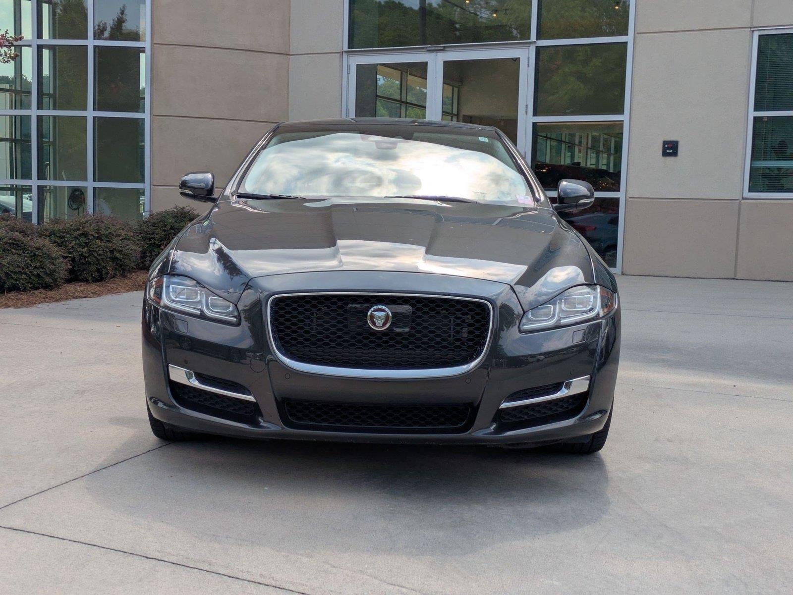 Used 2019 Carpathian Grey Premium Metallic Jaguar XJ R-Sport image 3