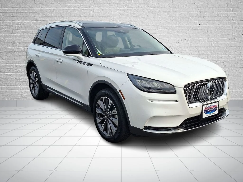 Certified Used 2020 White Lincoln Reserve image 3