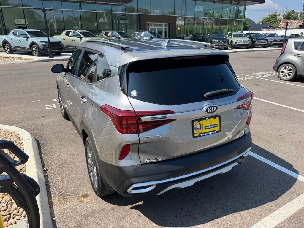 Used 2021 Gray Kia S image 20