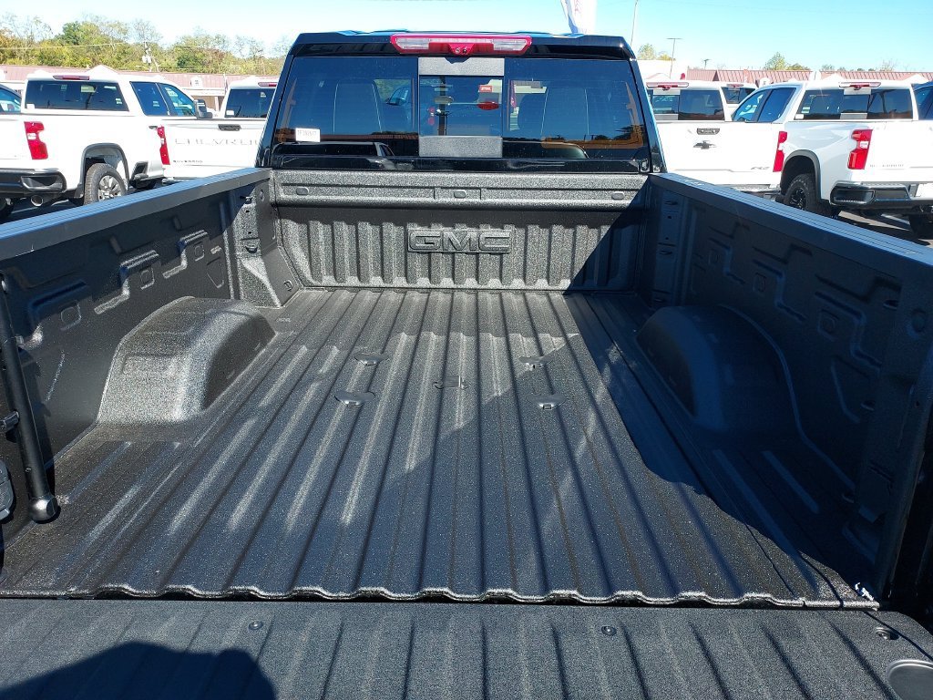 New 2026 Onyx Black GMC Denali Ultimate image 9