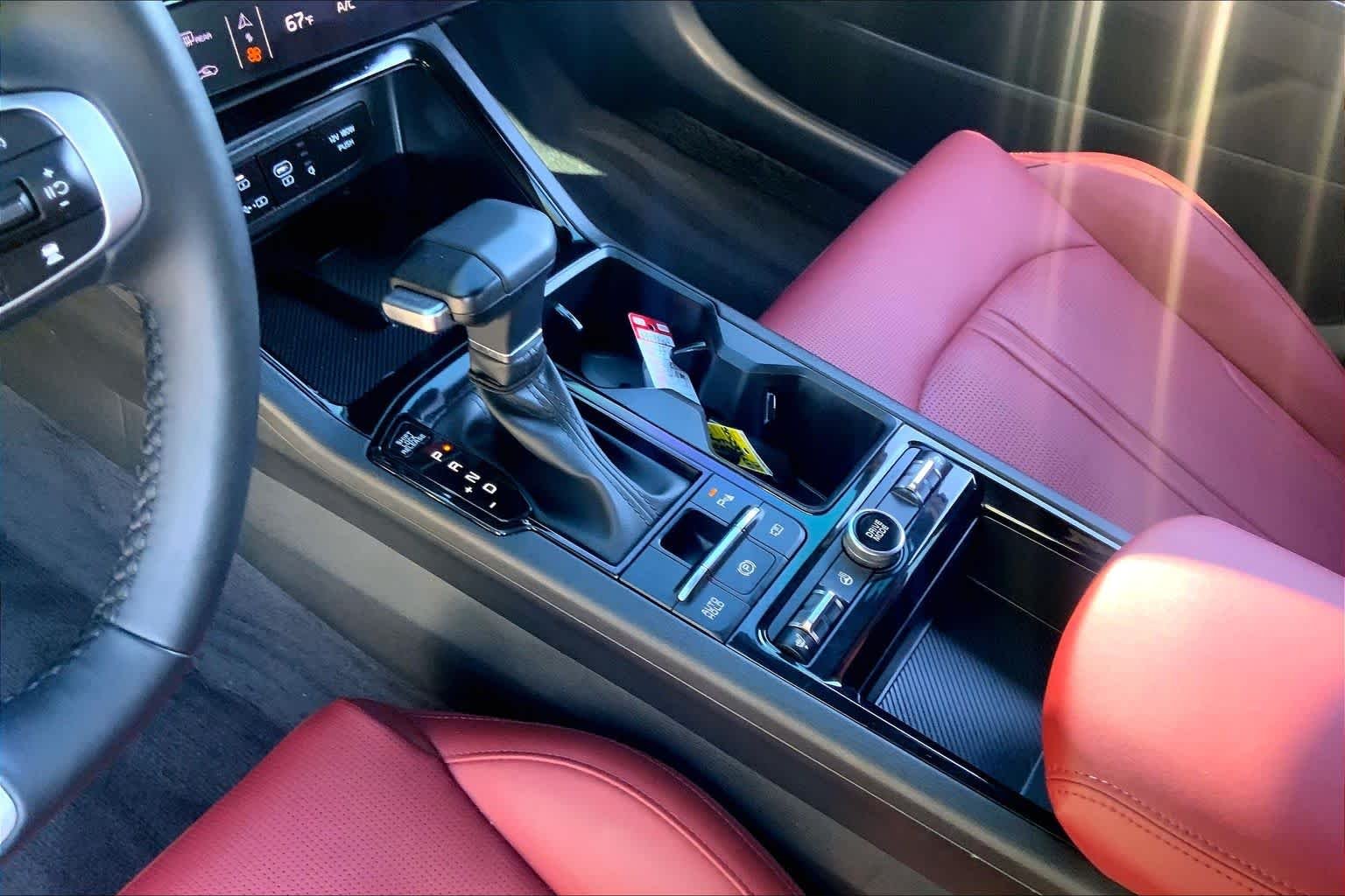 Certified Used 2025 Wolf Gray Kia GT-Line image 16