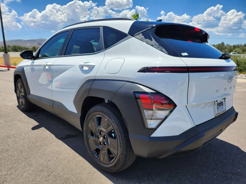 New 2026 White Hyundai SEL Sport image 7