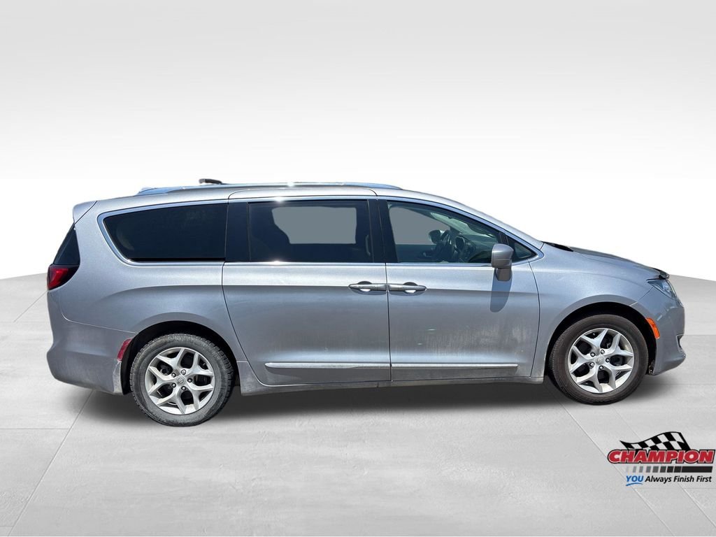 Used 2017 Silver Chrysler Touring L Plus image 6