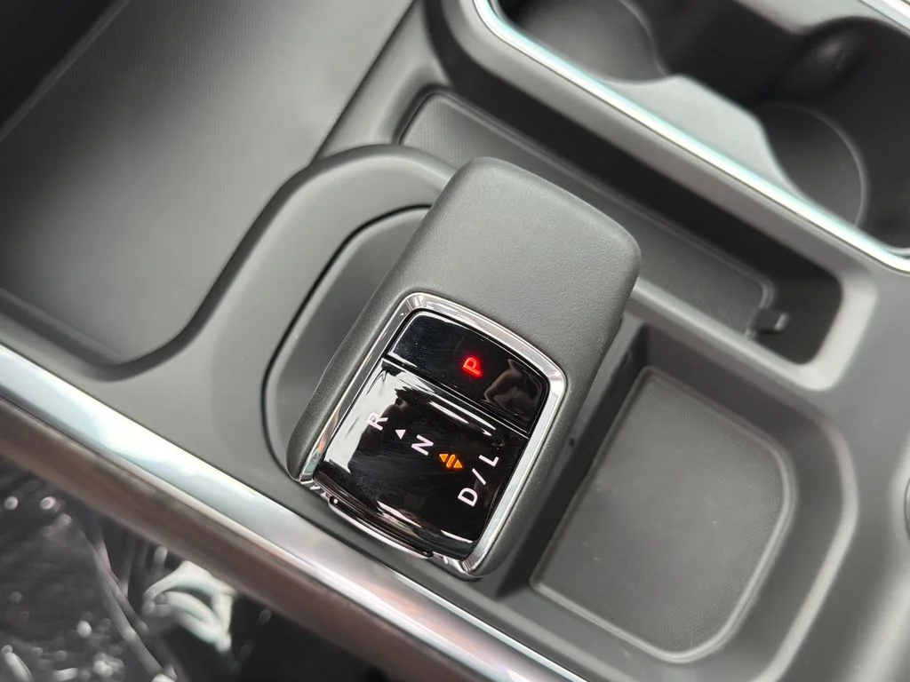 2026 GMC Sierra 1500 SLT - Photo 24