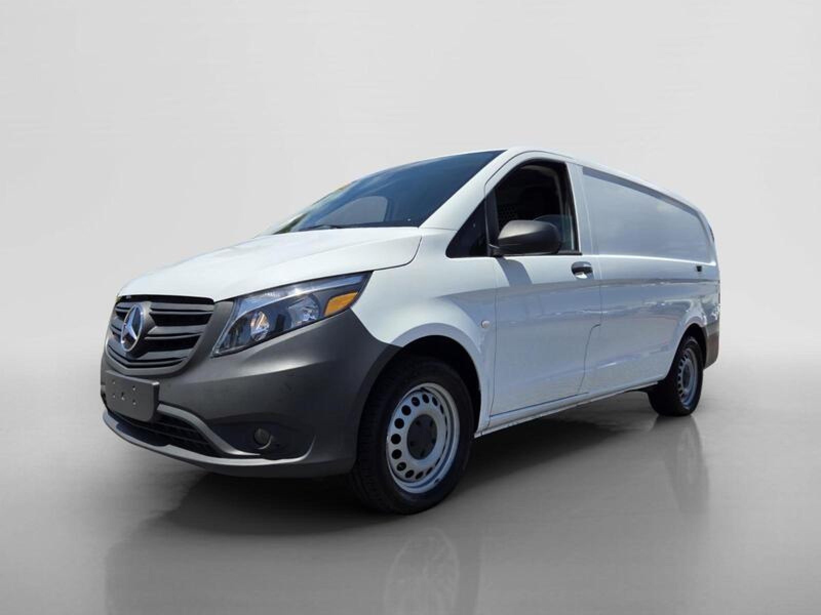 Used 2022 Arctic White Mercedes-Benz Metris image 8