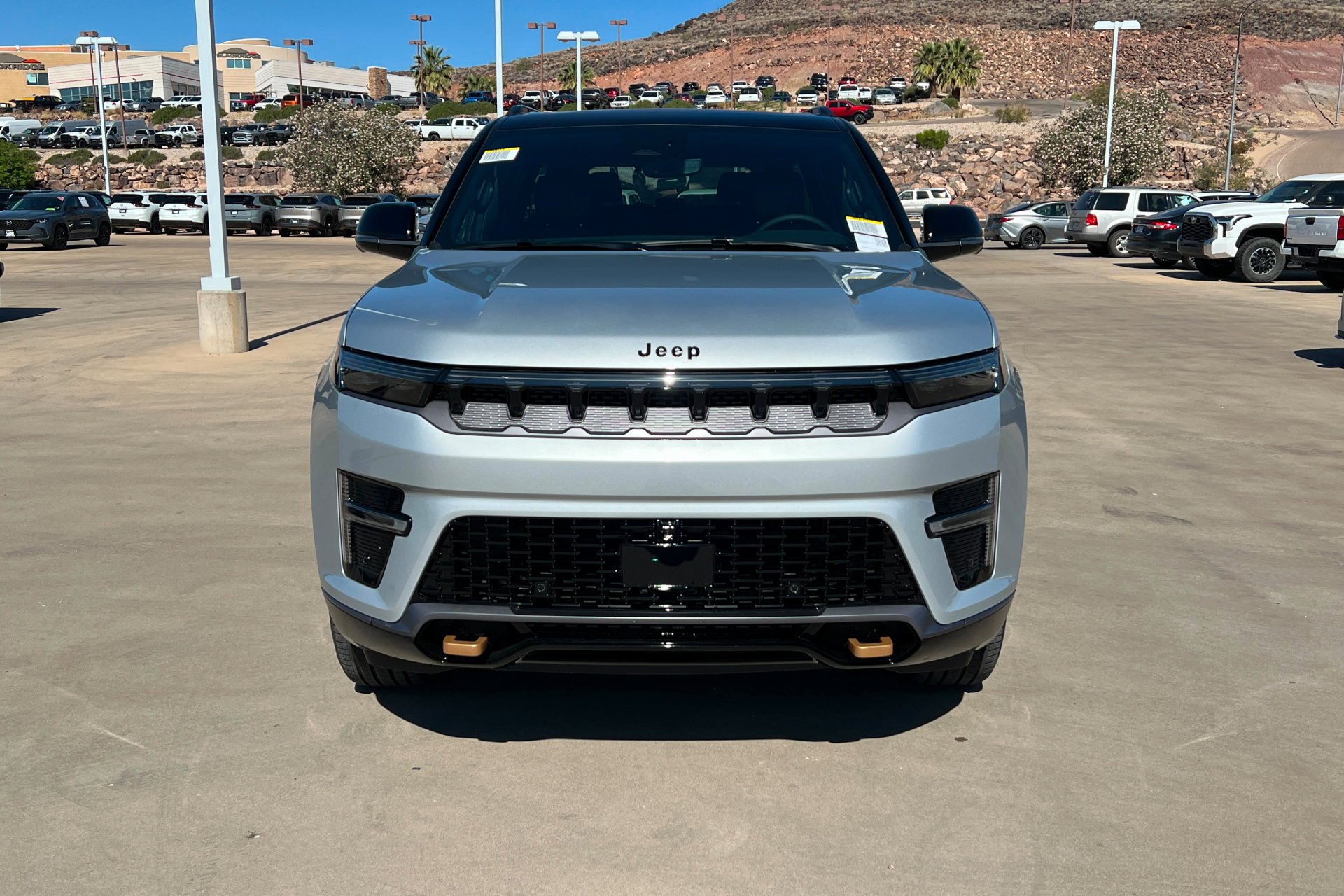 New 2026 Silver-Zynith Exterior Paint Jeep 85th Anniversary image 9