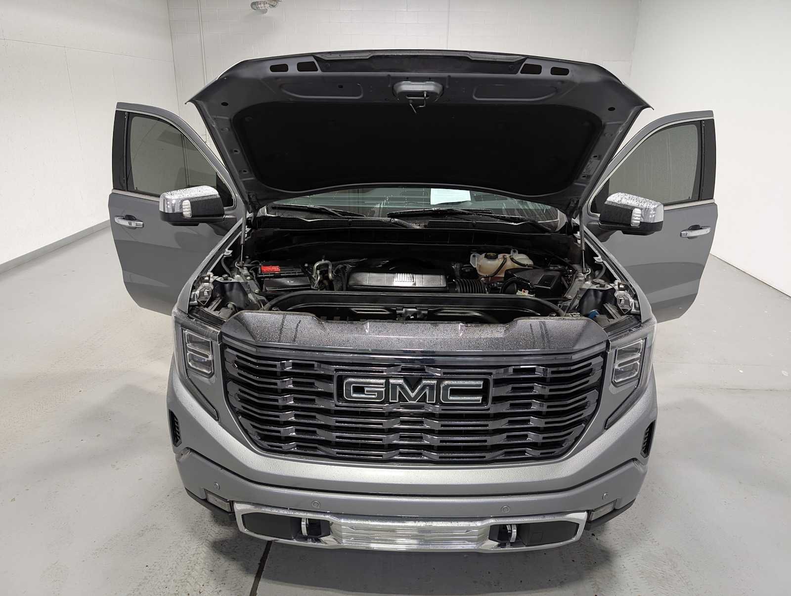 Used 2024 Sterling Metallic GMC Denali Ultimate image 14