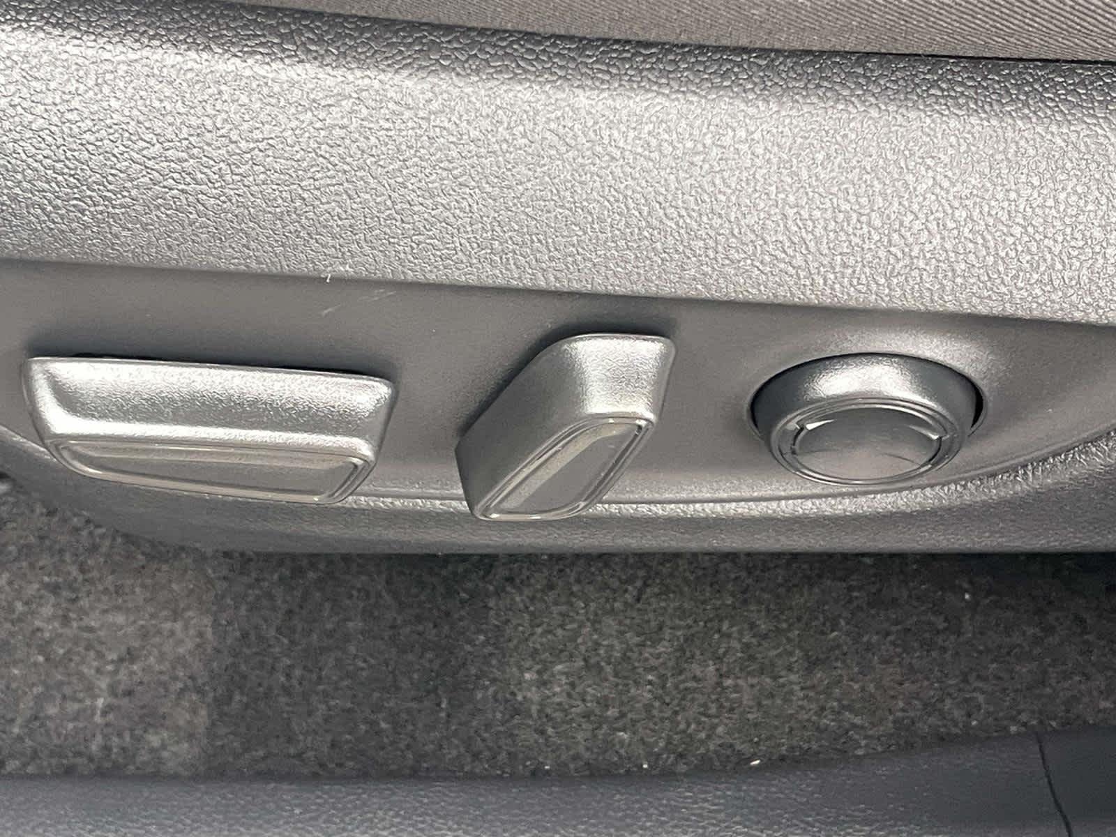 Used 2021 Magnetic Gray Metallic Toyota Hybrid XLE image 23