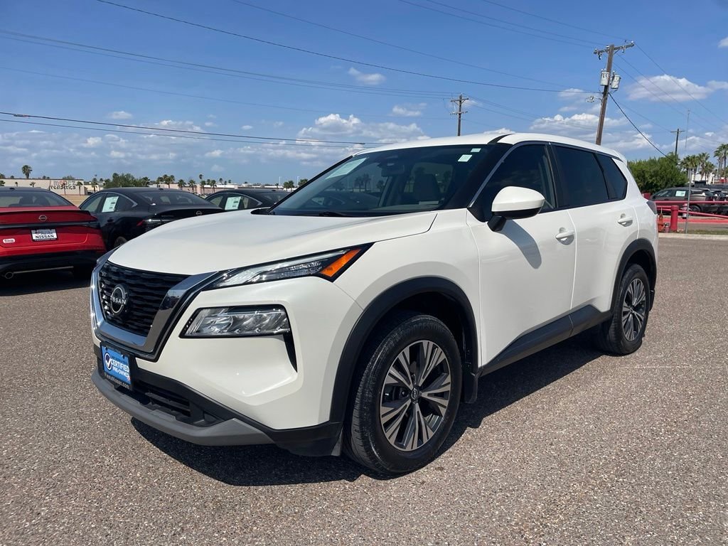 Used 2023 White Nissan SV image 3