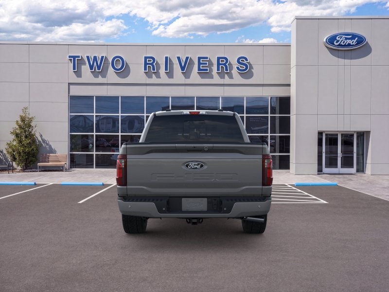New 2026 Carbonized Gray Metallic Ford XLT image 5