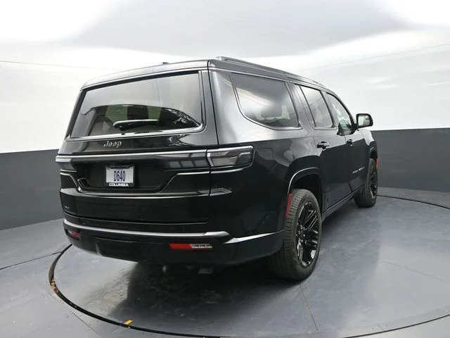 New 2026 High Gloss Black Exterior Paint Jeep Limited Reserve image 9