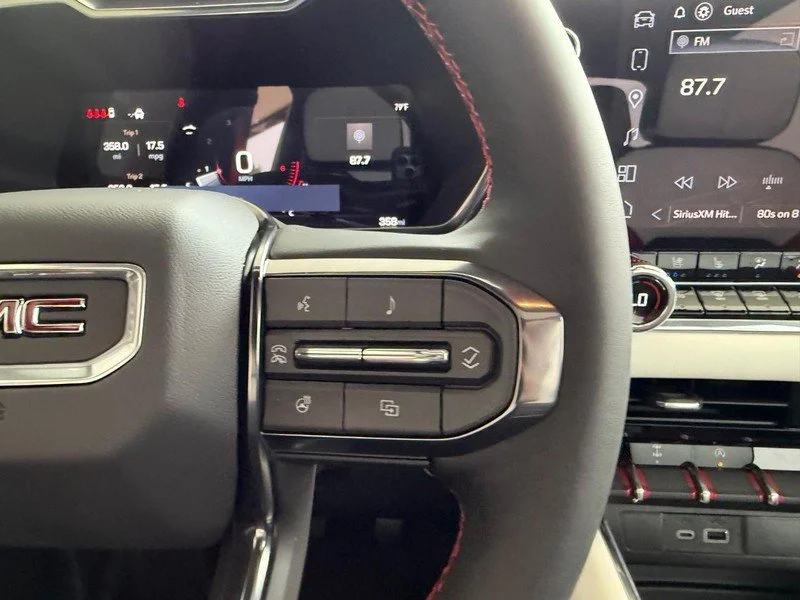 2026 GMC Canyon AT4X - Photo 11