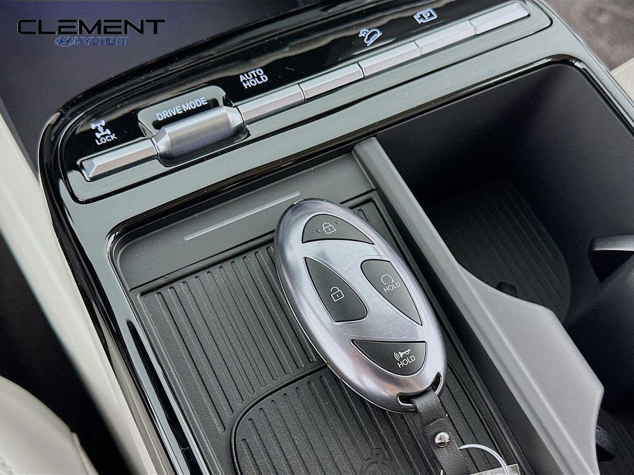 New 2026 Silver Hyundai SEL Convenience image 21