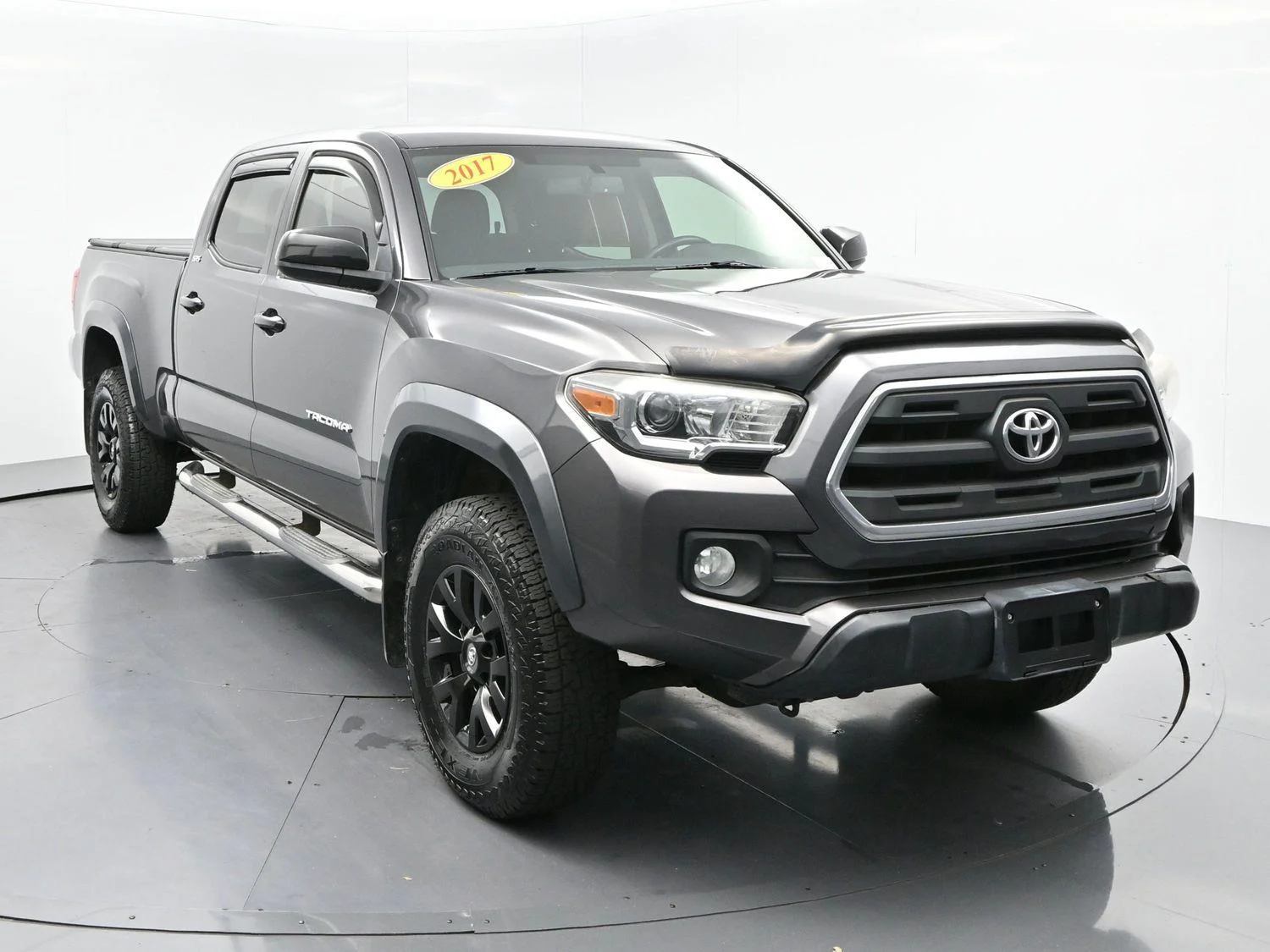 Used 2017 Magnetite Gray Metallic Toyota SR5 image 2