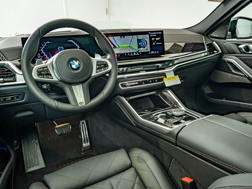 New 2027 Gray Metallic BMW xDrive40i image 30