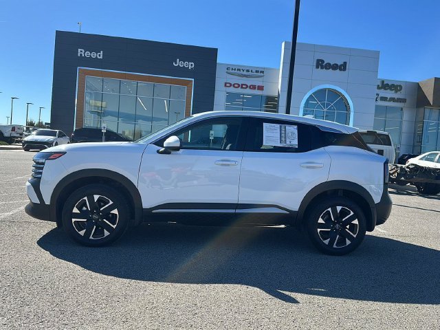 Used 2025 Nissan Kicks SV AWD with VIN 3N8AP6CB3SL407286 for sale in Kansas City