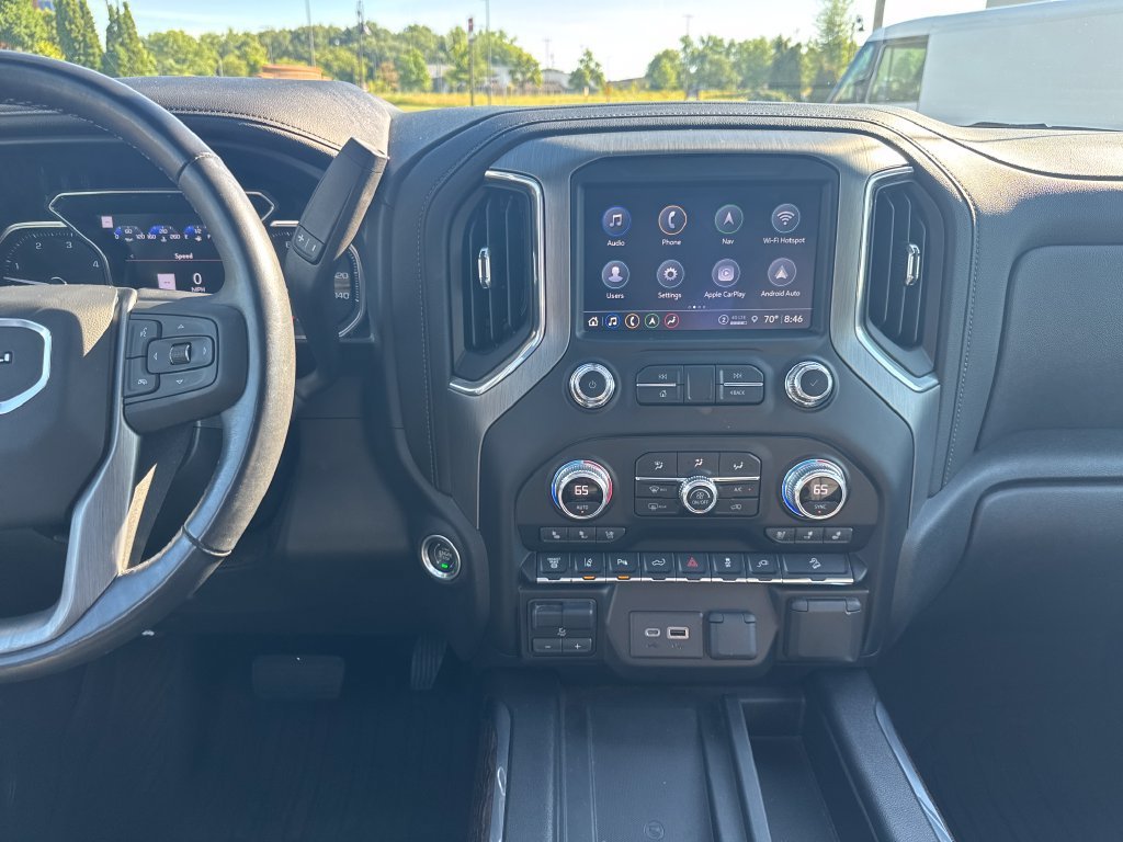 Used 2021 WHITE FROST TRICOAT GMC Denali image 17