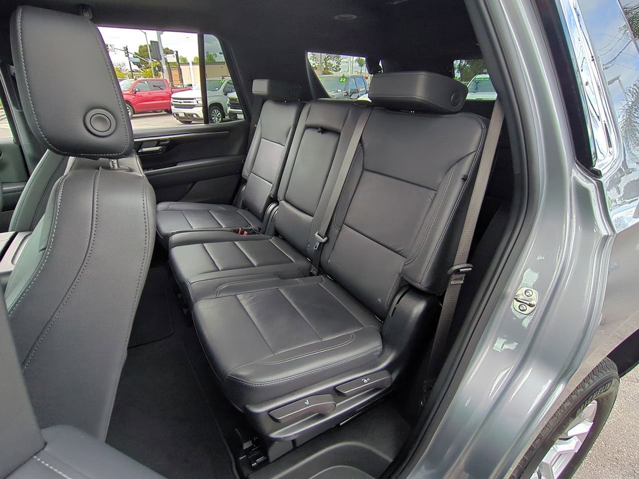 2025 Chevrolet Tahoe LT - Photo 24
