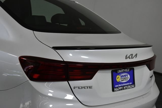Used 2022 White Kia GT-Line image 8