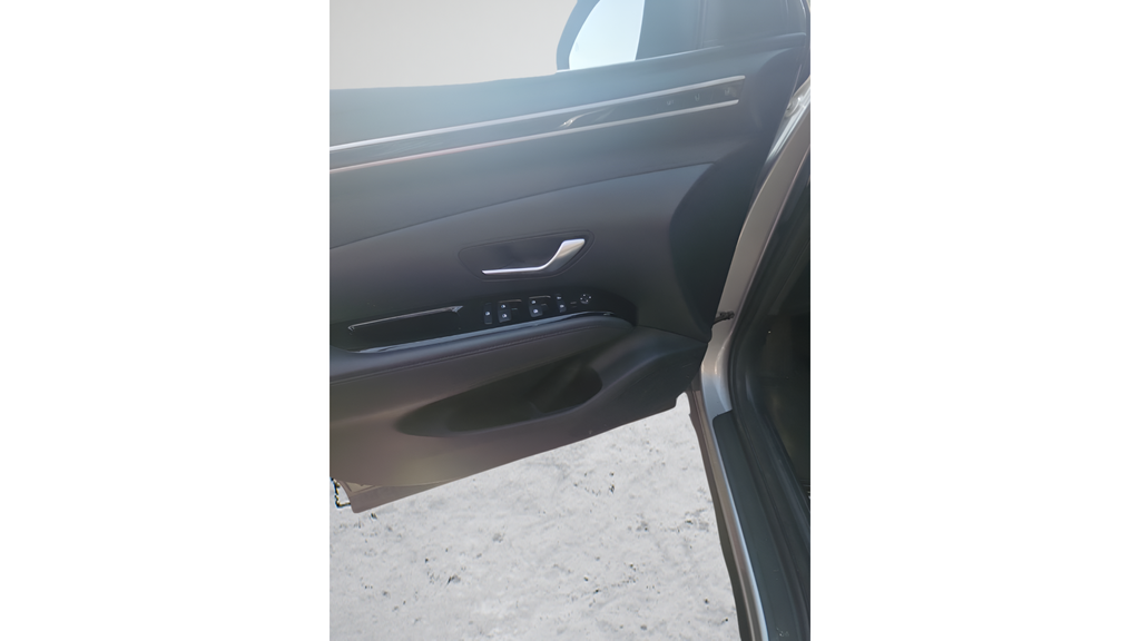 Used 2024 Shimmering Silver Hyundai Limited image 11