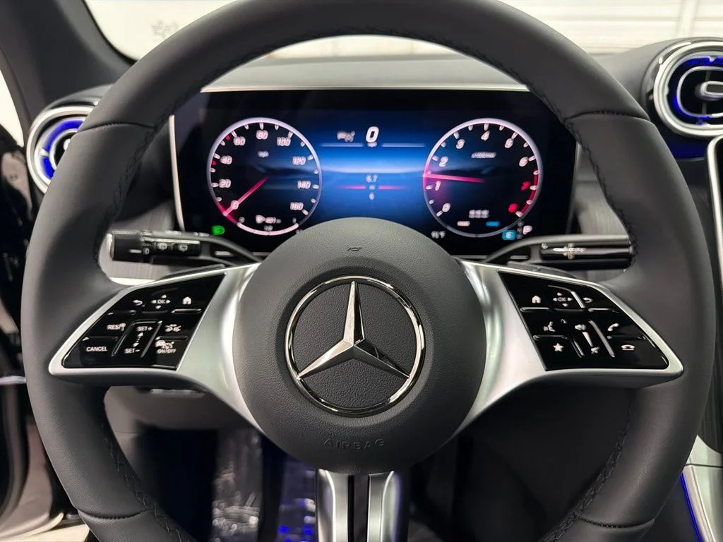 New 2027 Black Mercedes-Benz GLC 300 image 15