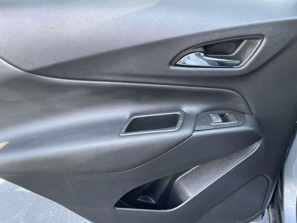 Used 2023 Sterling Gray Metallic Chevrolet LT image 14