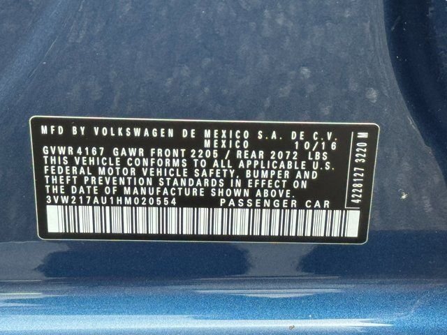Used 2017 Blue Volkswagen TSI SE 4-Door image 24
