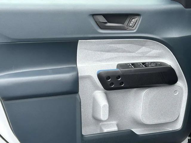 New 2026 Oxford White Ford XLT image 11