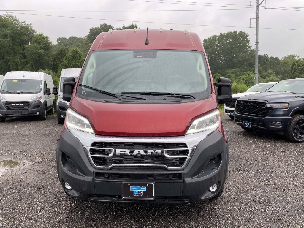 Used 2025 Red Ram High Roof image 8