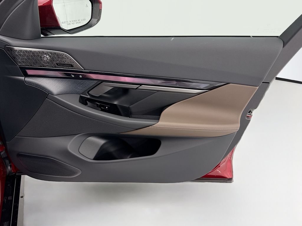 New 2027 Red Metallic BMW 550e xDrive image 24