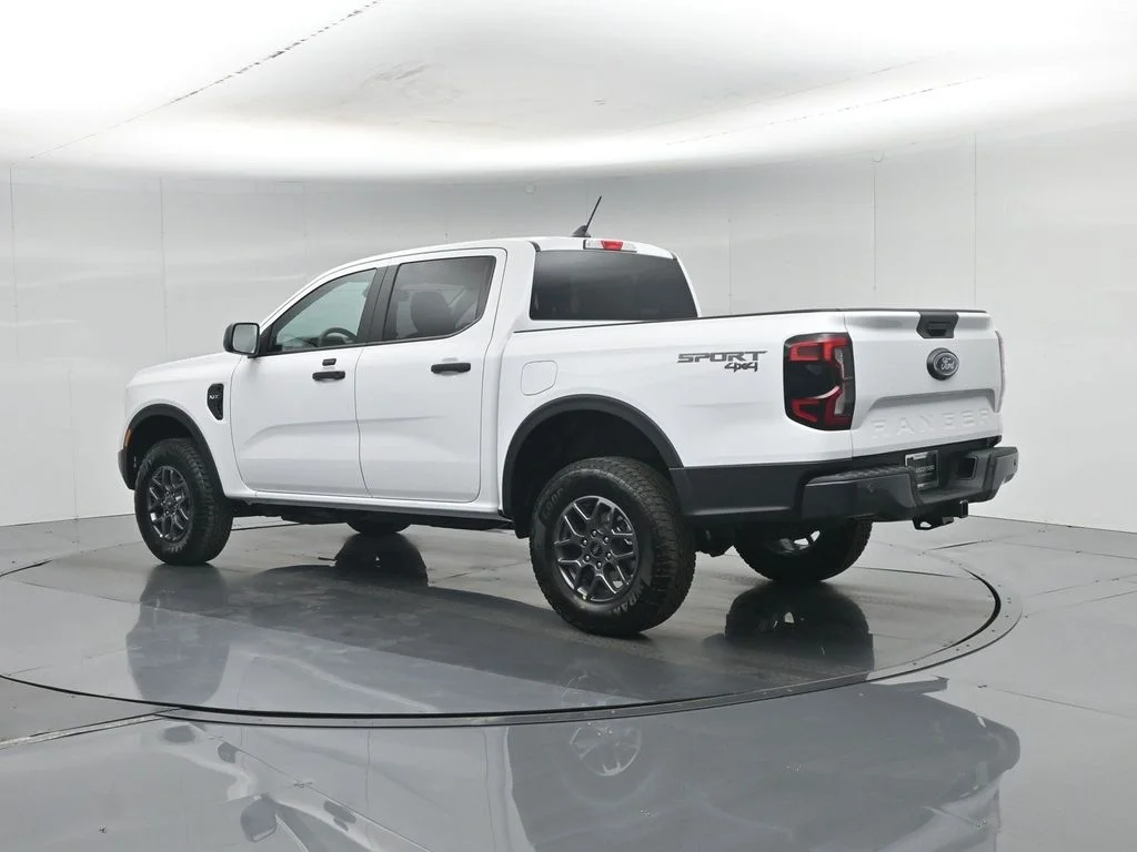 New 2026 Oxford White Ford XLT image 6