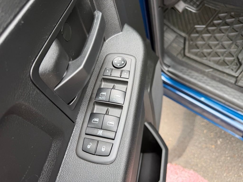 Used 2021 Patriot Blue Pearlcoat Ram Tradesman image 12