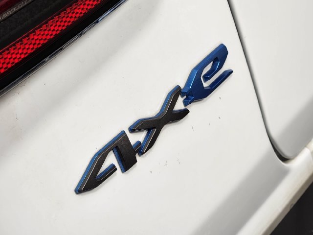 Used 2024 White Jeep Sport S 4xe image 9