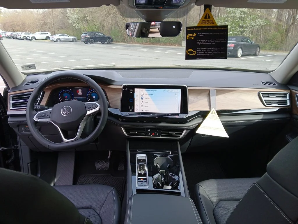 New 2026 Black Volkswagen 2.0T SE w/Technology image 12