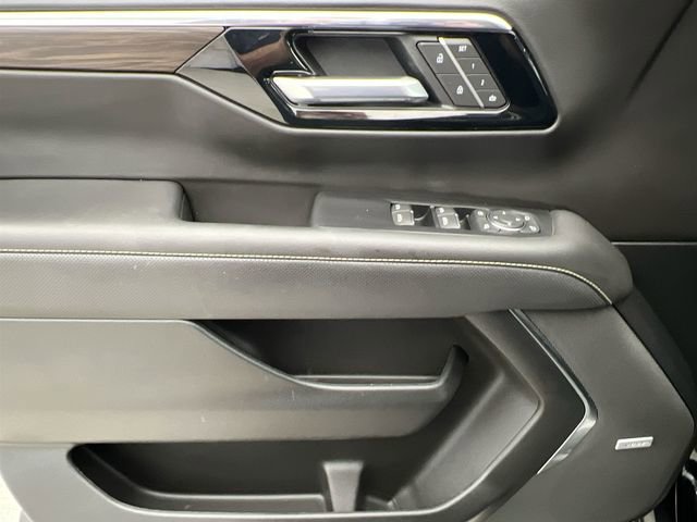2025 Chevrolet Tahoe Premier - Photo 20