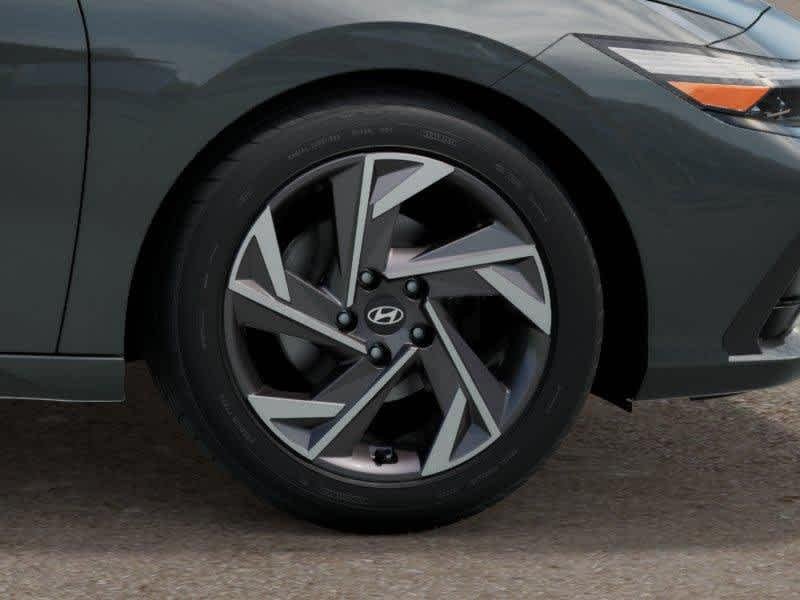 Used 2025 Amazon Gray Hyundai Limited image 8
