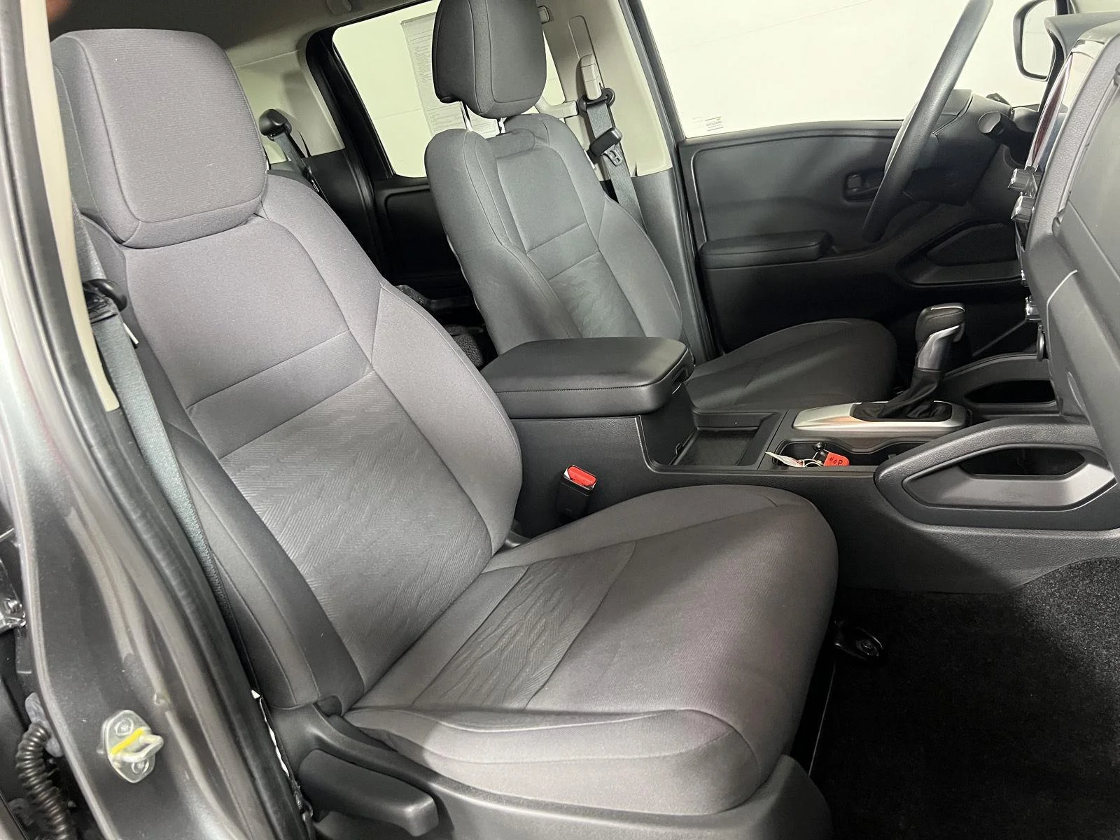 Used 2022 Gun Metallic Nissan S image 20