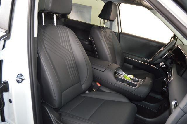 New 2026 White Hyundai Blue SEL Premium 7P image 59